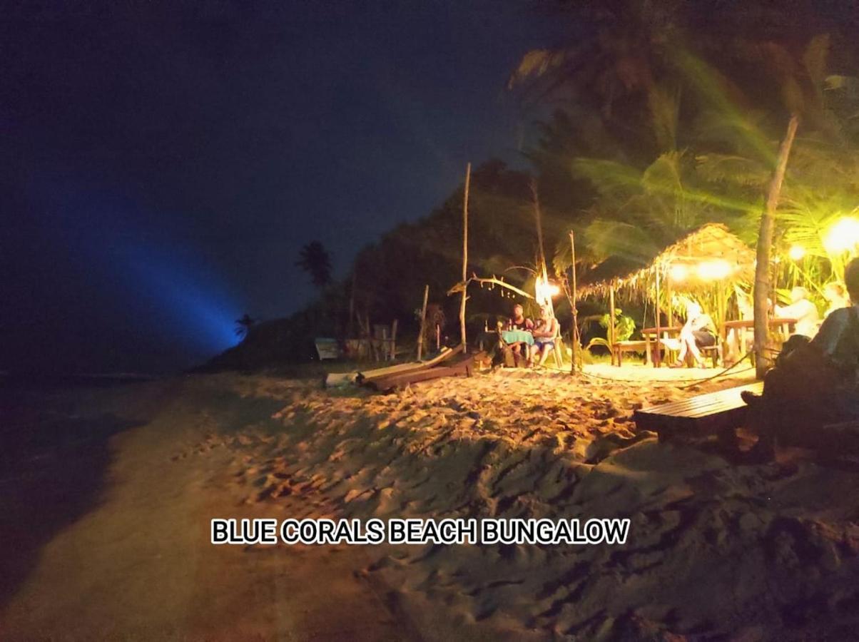 Blue Corals Beach Bungalow Matara Ngoại thất bức ảnh