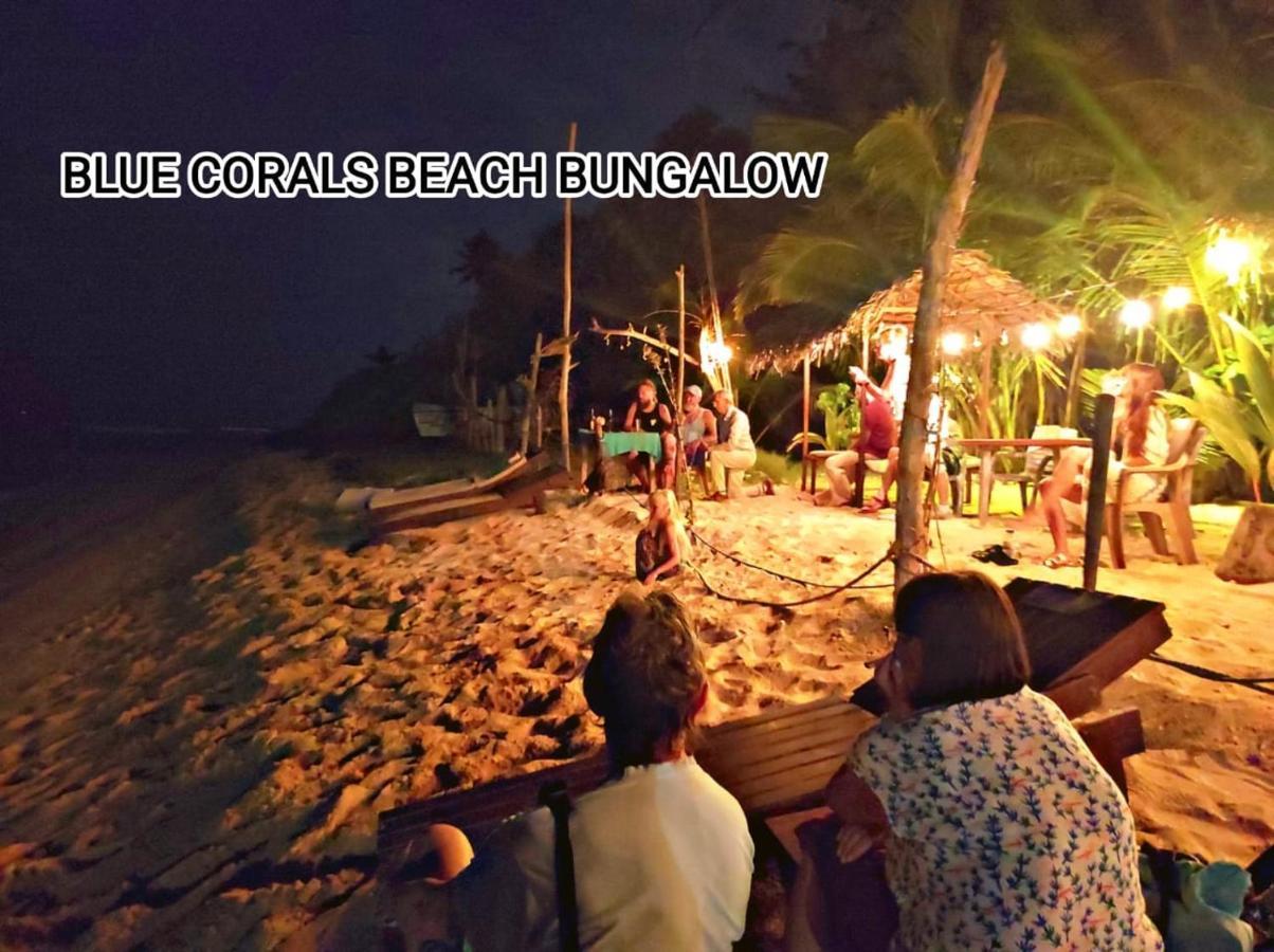 Blue Corals Beach Bungalow Matara Ngoại thất bức ảnh